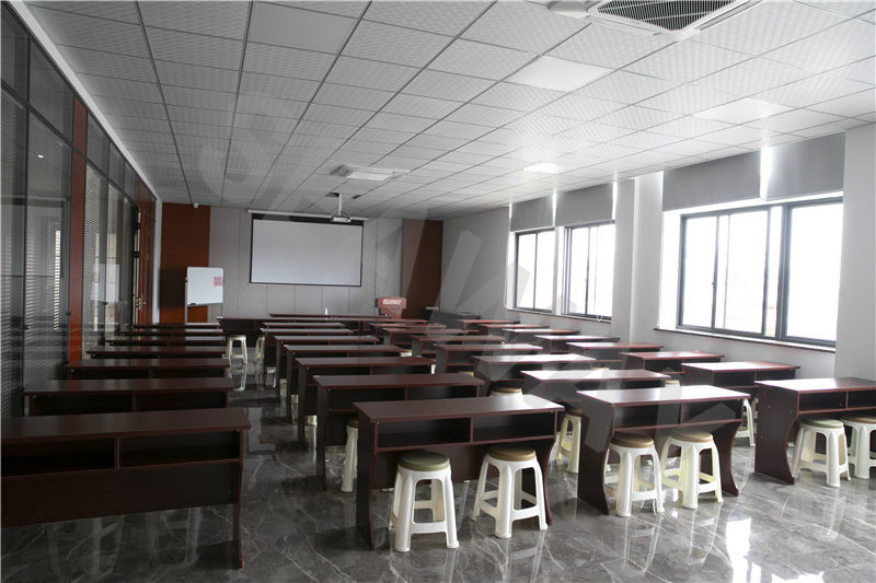 কারখানা